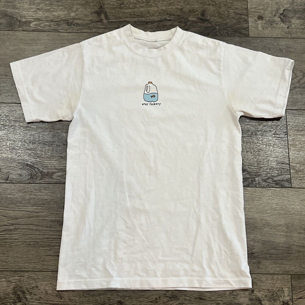 ALAB Stay Thirsty Water Jug Goldfish White T-Shirt Skate - Men’s Medium